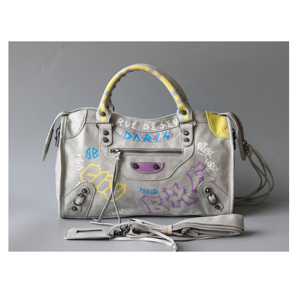New Personality Alphabet Graffiti Locomotive Large Bag Messenger Bag Female Large Capacity Shoulder Female Handbag