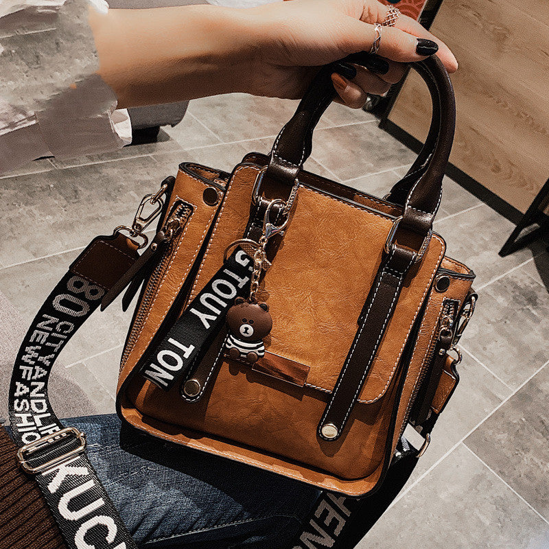 Fashion wide shoulder strap shoulder bag