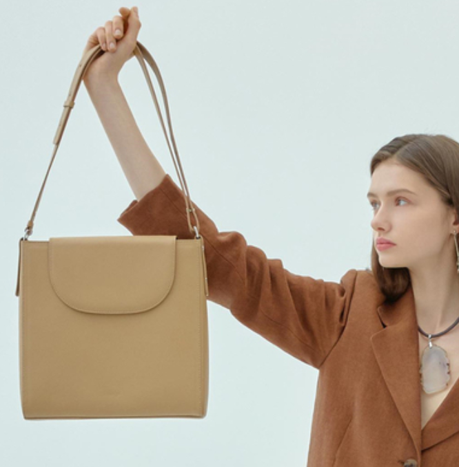 Combination color pocket