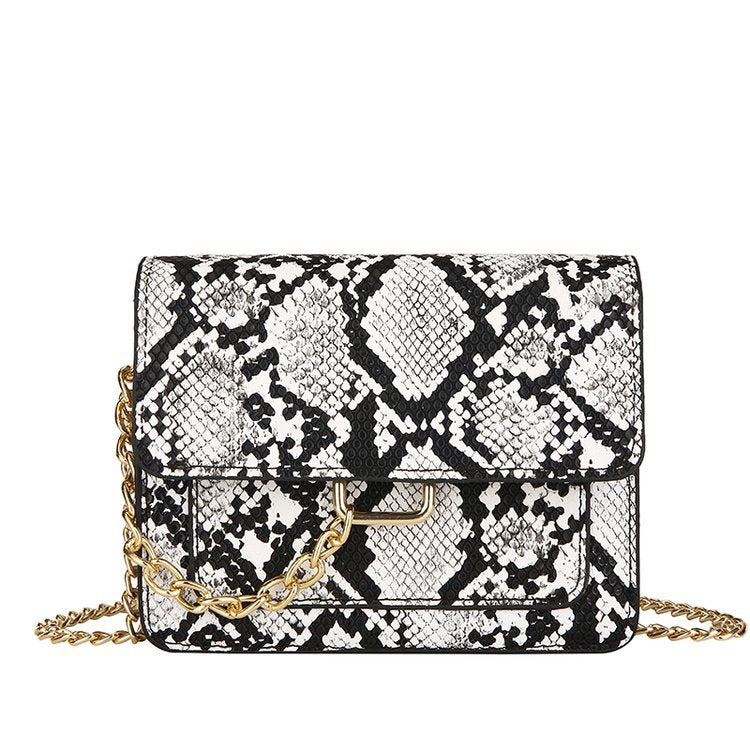 Leopard print chain shoulder bag