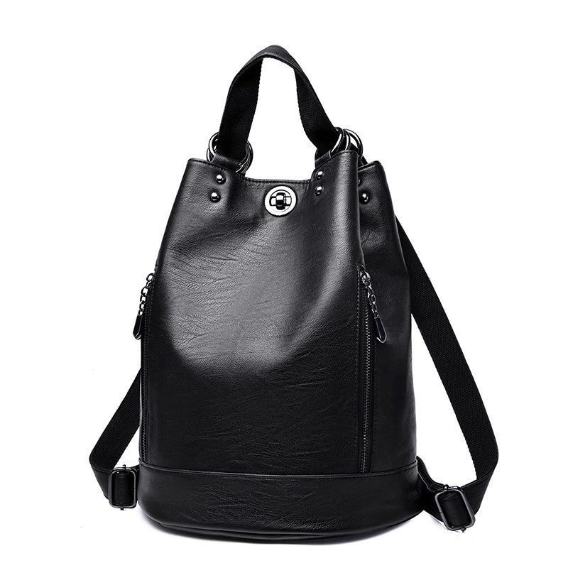 Simple and versatile travel backpack