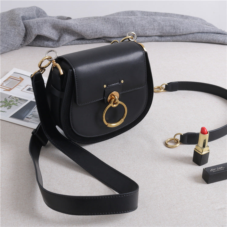 Ring Scrub Contrast Color Leather Piglet Bag Lady Fashion Saddle Bag