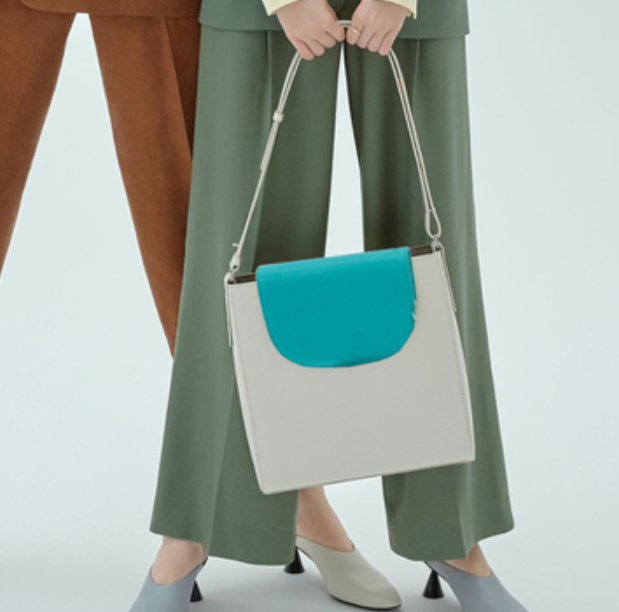 Combination color pocket