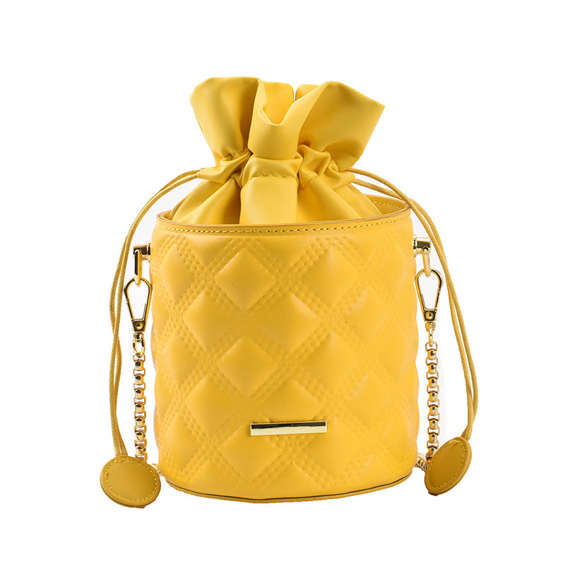 Lingge Chain Shoulder Messenger Bag Cute Simple Female Bag