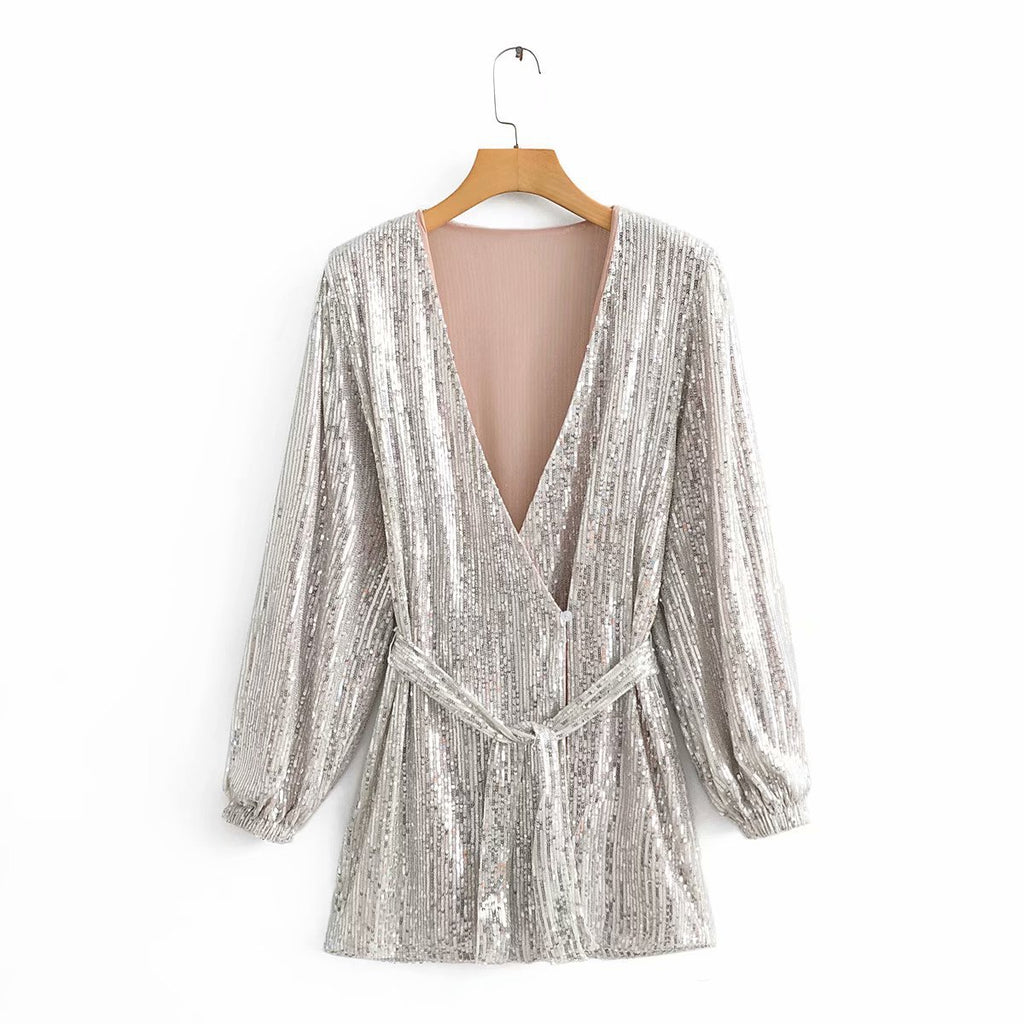 Sequined V-neck dress with long sleeves