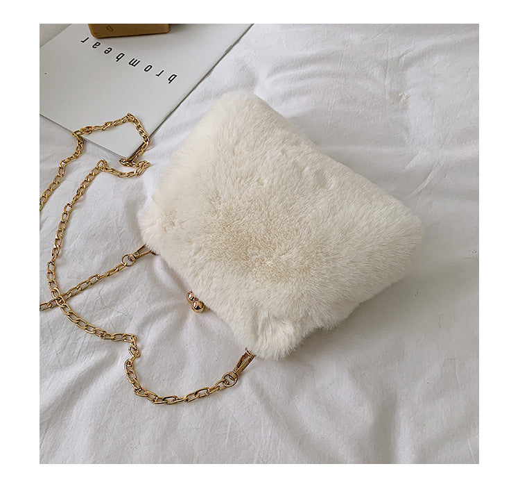 Hairy clip Korean style chain handbag