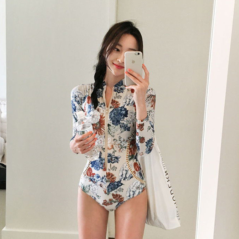 2021 New South Korean printing one-piece swimsuit conservative small chest gathered thin sexy triangle piece swimsuit