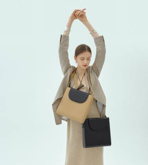 Combination color pocket