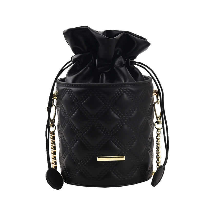 Lingge Chain Shoulder Messenger Bag Cute Simple Female Bag